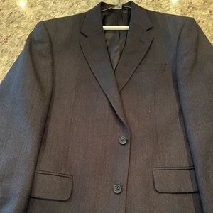 Joe a Banks men’s sports coat.  Size 42l.  Navy.